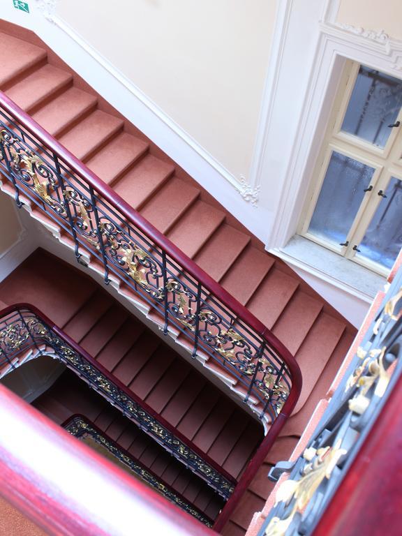 Hotel Kucera Karlovy Vary Exterior foto